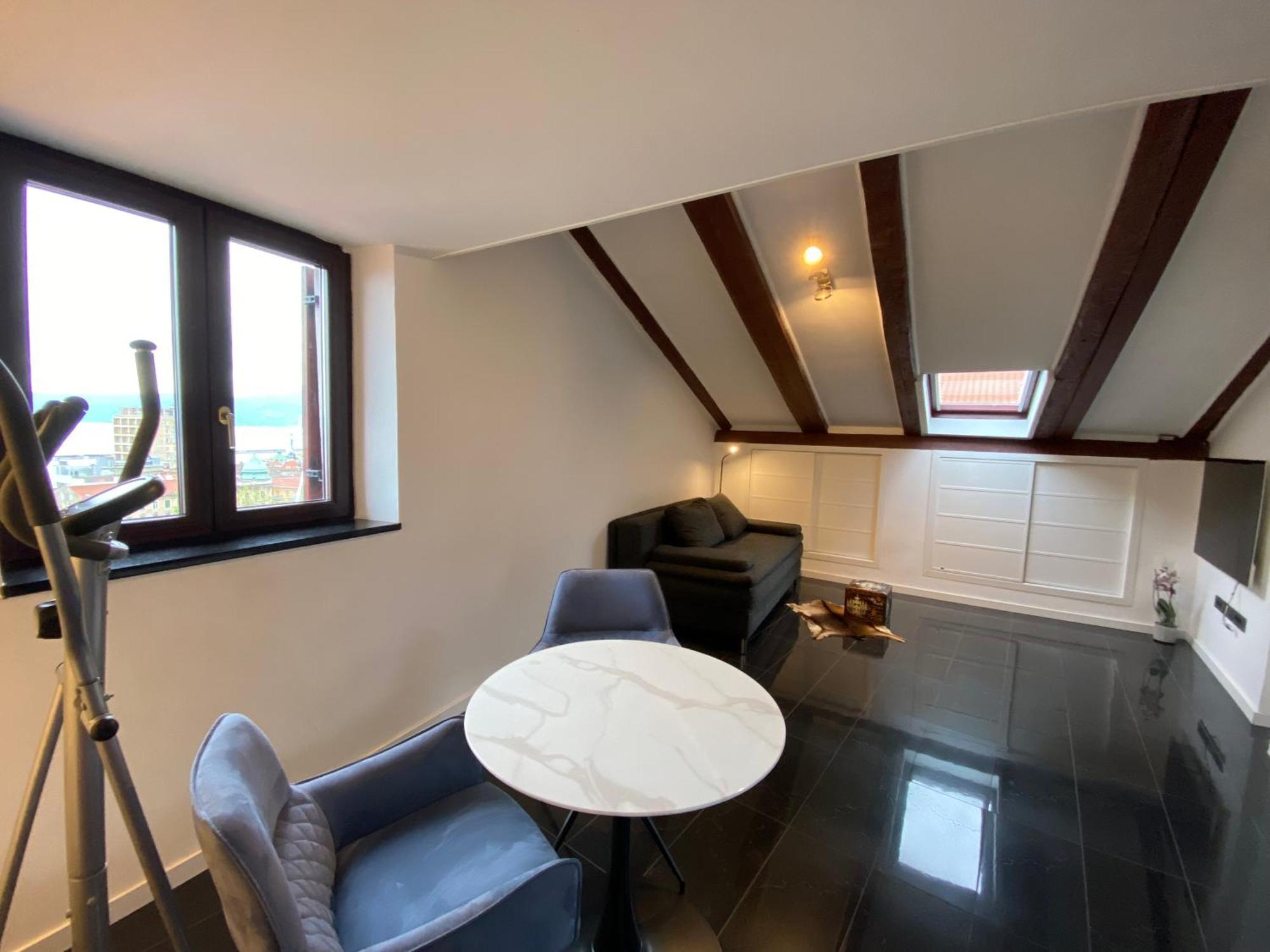 Penthouse Rijeka Centar Apartment Bagian luar foto